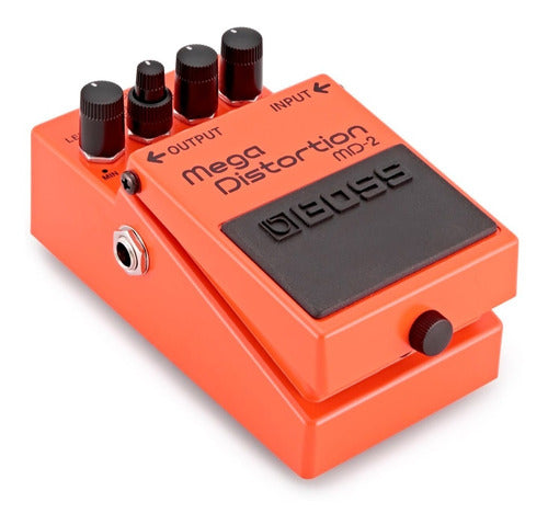 Pedal Efeito Guitarra Boss Mega Md2 Distortion Distorção (seminovo)